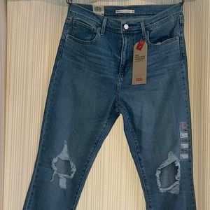 Levi’s Sculpt 724 High-Rise Straight Cropped Jeans